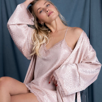 Jonquil My Valentine Robe in Rose Chaud MVT130 – Anna Bella Fine