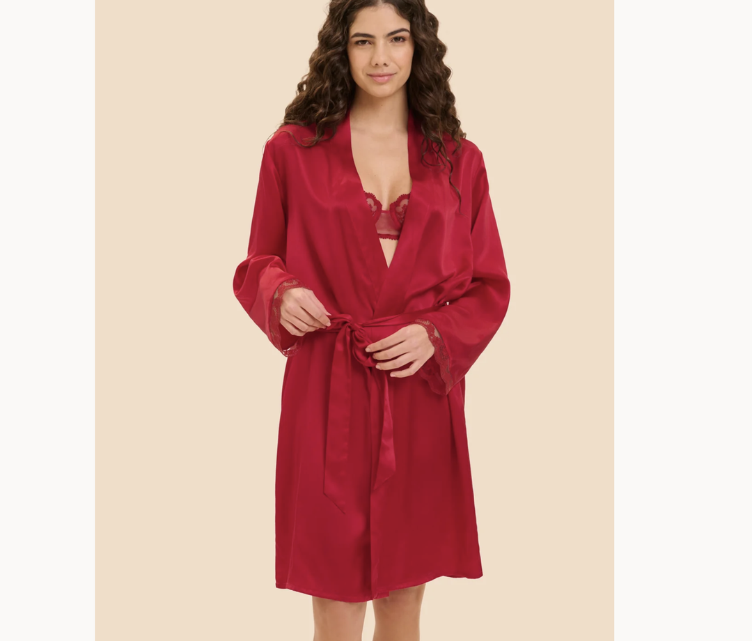 Simone Perele Love Me Silk Kimono in Opera Red 1F8982