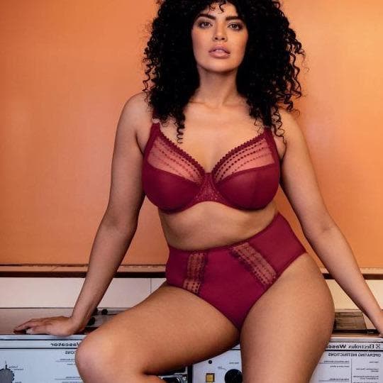Elomi Matilda UW Plunge Bra in in Crimson EL8900-Bras-Elomi-Crimson-38-DD-Anna Bella Fine Lingerie, Reveal Your Most Gorgeous Self!
