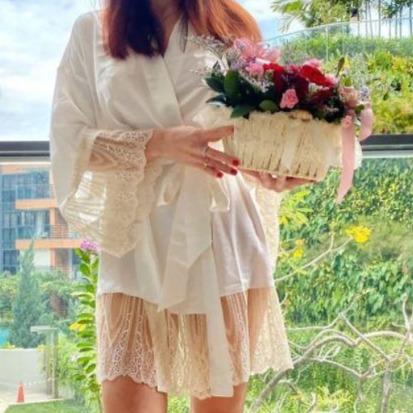 Flora Nikrooz Gabby Kimono in Ivory Q81387-Robes-Flora Nikrooz-Ivory-Small-Anna Bella Fine Lingerie, Reveal Your Most Gorgeous Self!