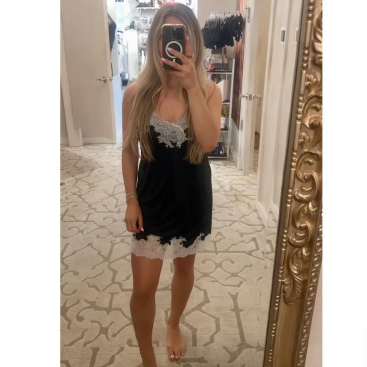 Natori Enchant Chemise in Black and Ivory V78130-Sleepwear-Natori-Black and Ivory-XSmall-Anna Bella Fine Lingerie, Reveal Your Most Gorgeous Self!