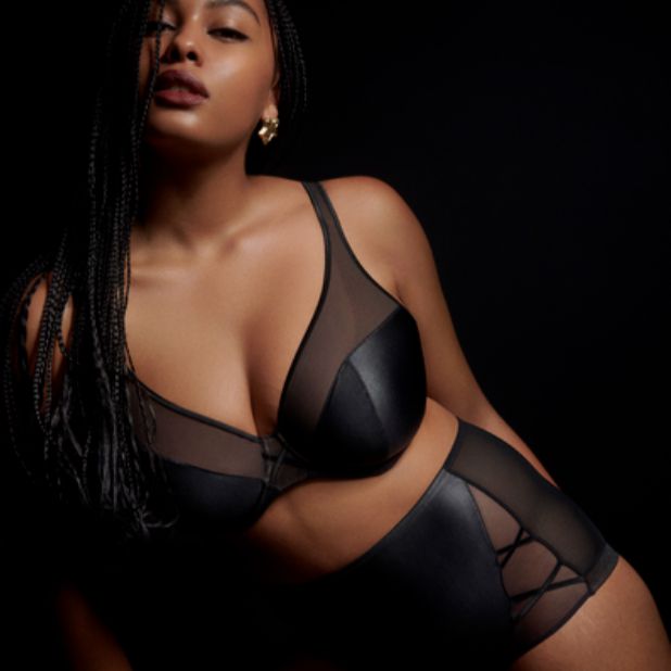 Prima Donna Zipolite Half Padded Plunge Bra 0142424 in Black-Bras-Prima Donna-Black-32-F-Anna Bella Fine Lingerie, Reveal Your Most Gorgeous Self!