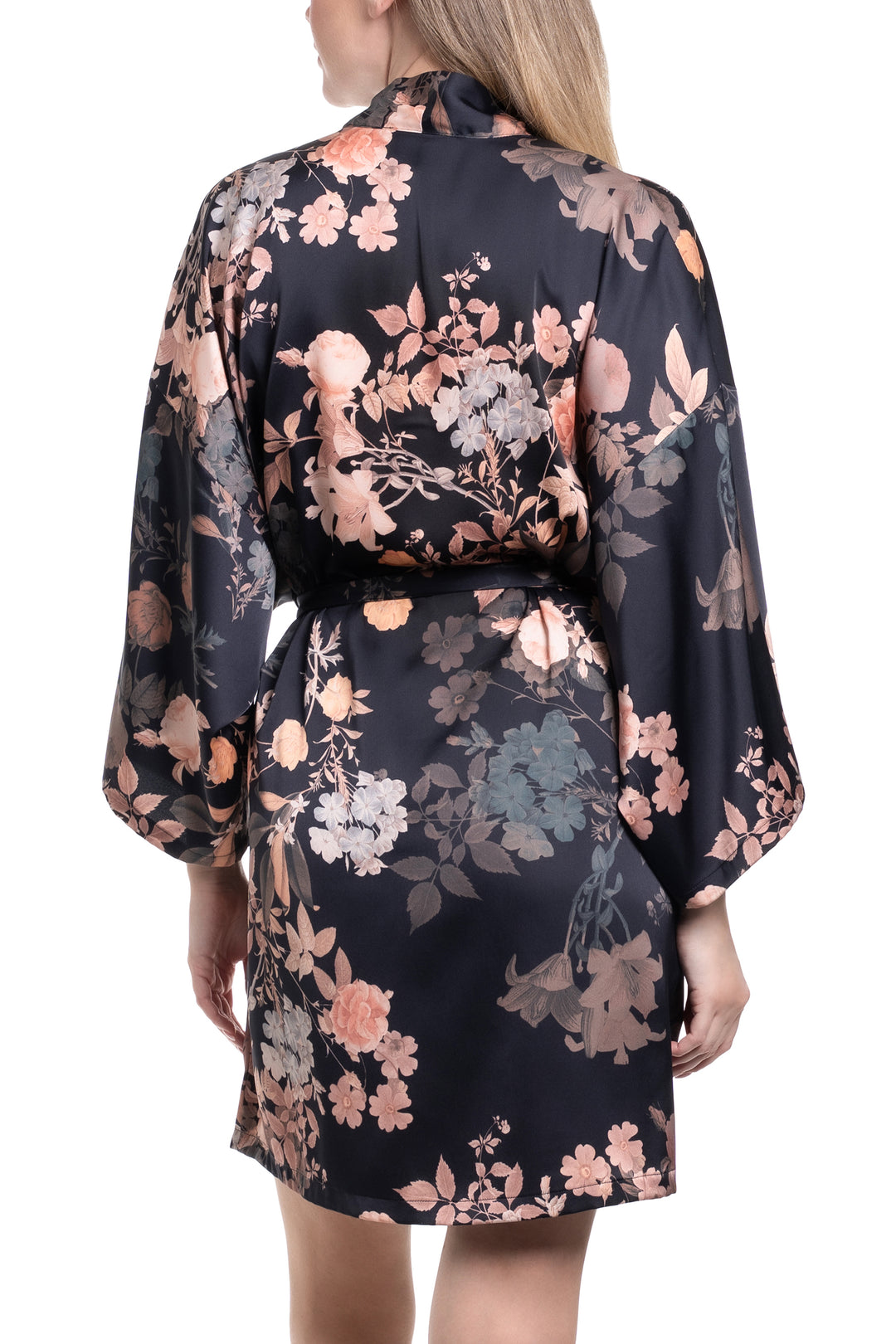 Midnight Bakery Saoirse Wrap in Blackness Bouquet SQE130