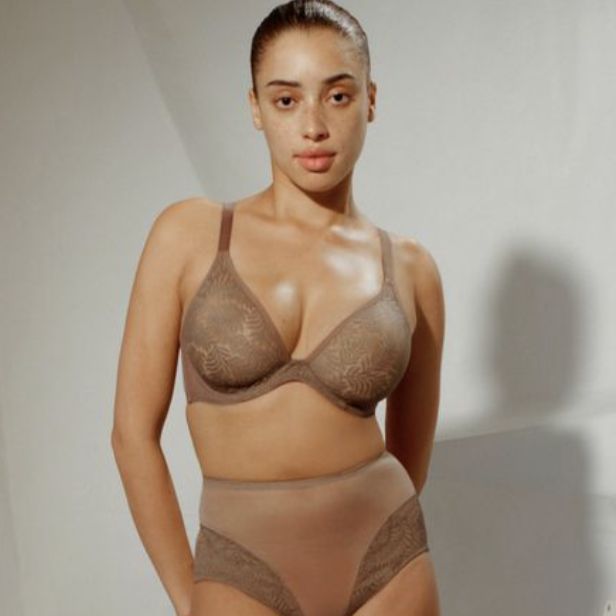 Va Bien Palmier Plunge Bra 770 in Cocoa-Bras-Va Bien-Cocoa-34-B-Anna Bella Fine Lingerie, Reveal Your Most Gorgeous Self!